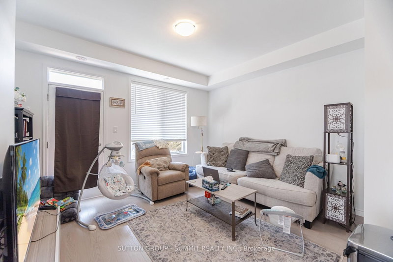 5206 VIOLA DESMOND Dr, Mississauga, L5M 2S7 | Image 3