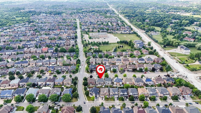 15 Latania Boulevard