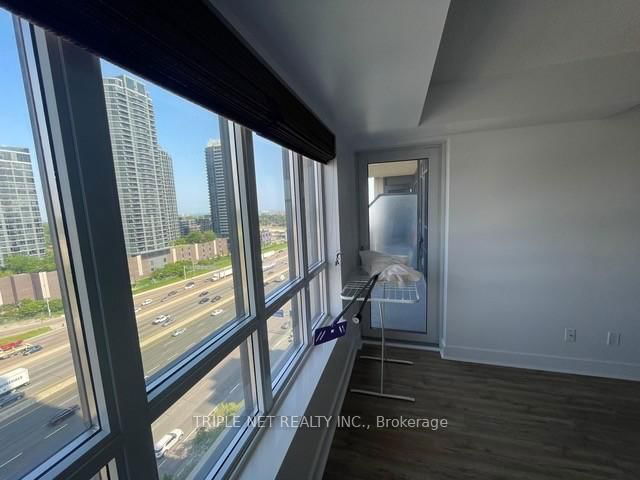 1125 - 2 Eva Road