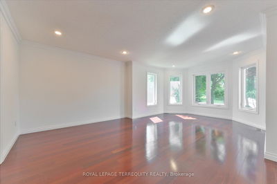 2216 Dunvegan Ave, Oakville - Ford image-0-4
