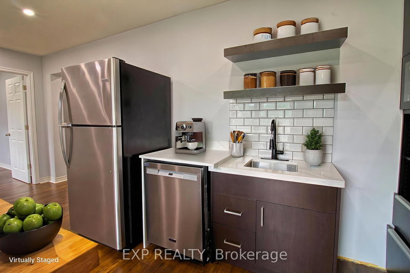 Ground - 25 Panorama Cres, Brampton, L6S 3T7 | Image 2