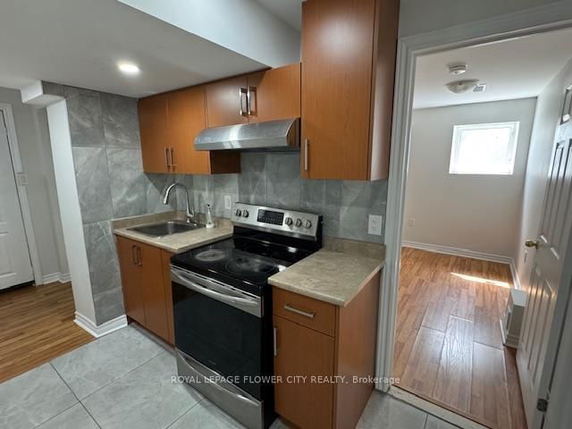 Bsmt - 10 Santa Anita Court