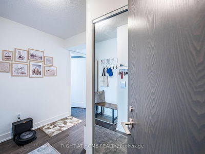 Unit 1409 — 7 Mabelle Ave, Toronto - Islington-City Centre West image-0-4