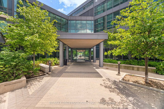 1901 - 215 Sherway Gardens Road