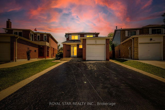 64 Banting Crescent