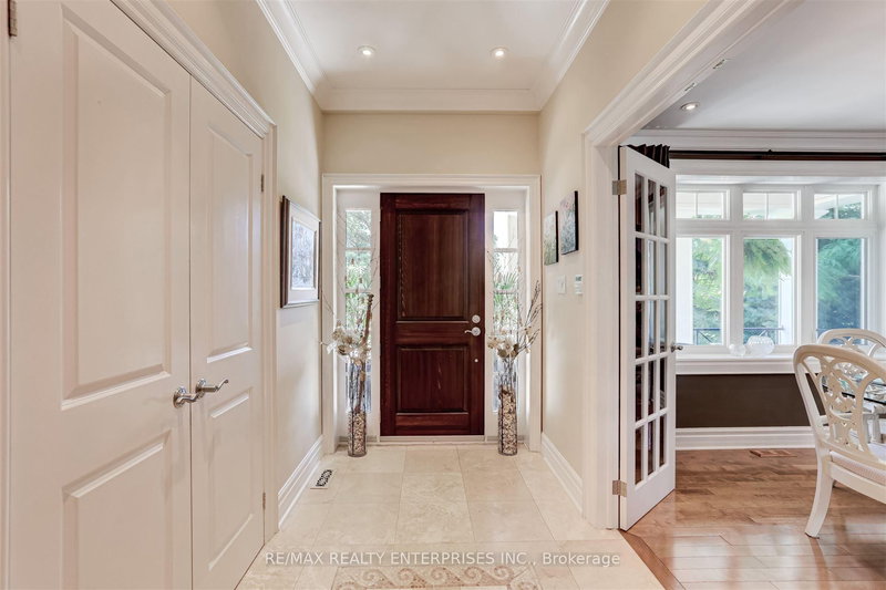 1522 Glenhill Cres, Mississauga, L5H 3C5 | Image 3