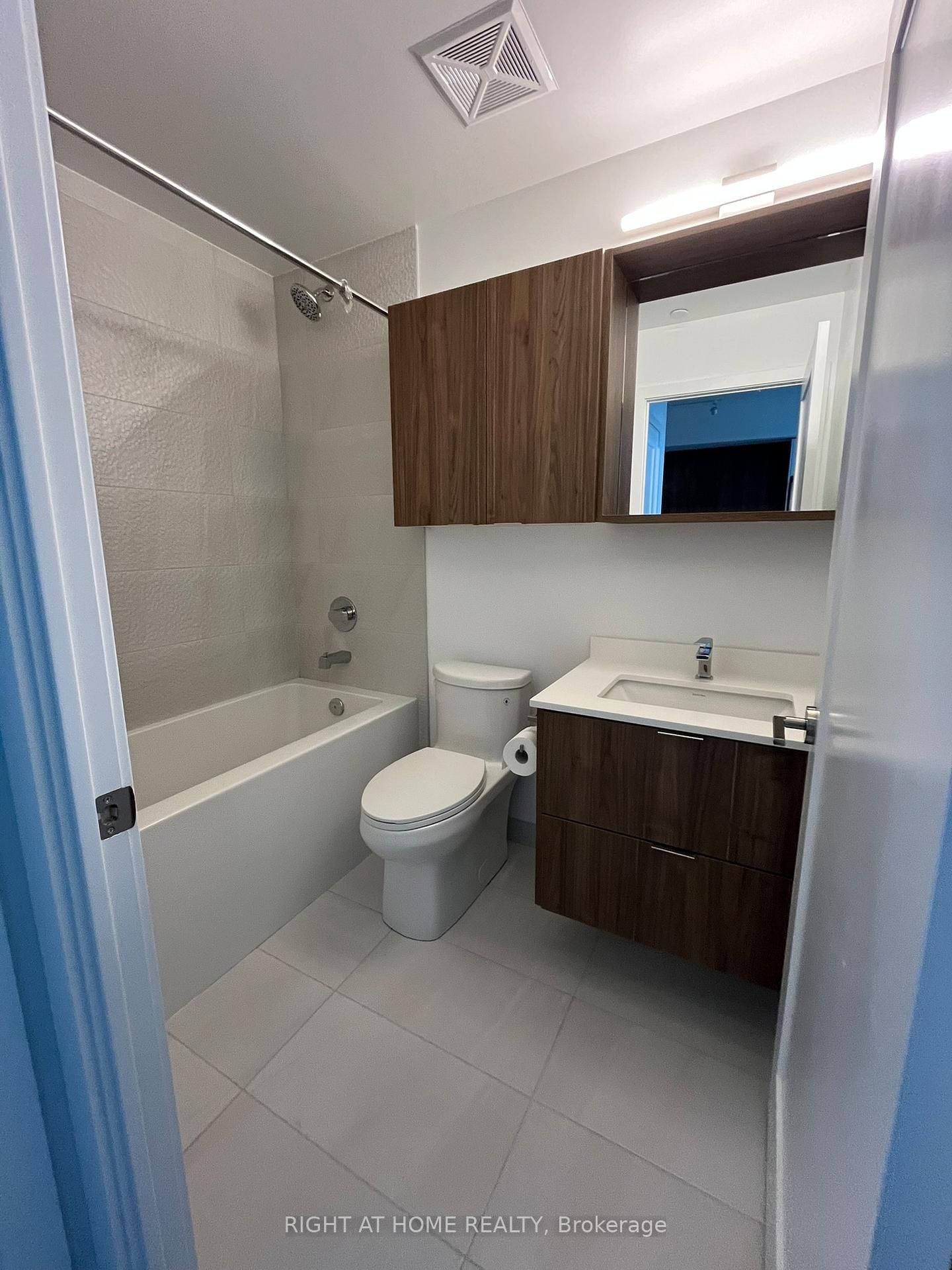 5105 Hurontario Street, Unit 1003 - Photo 13