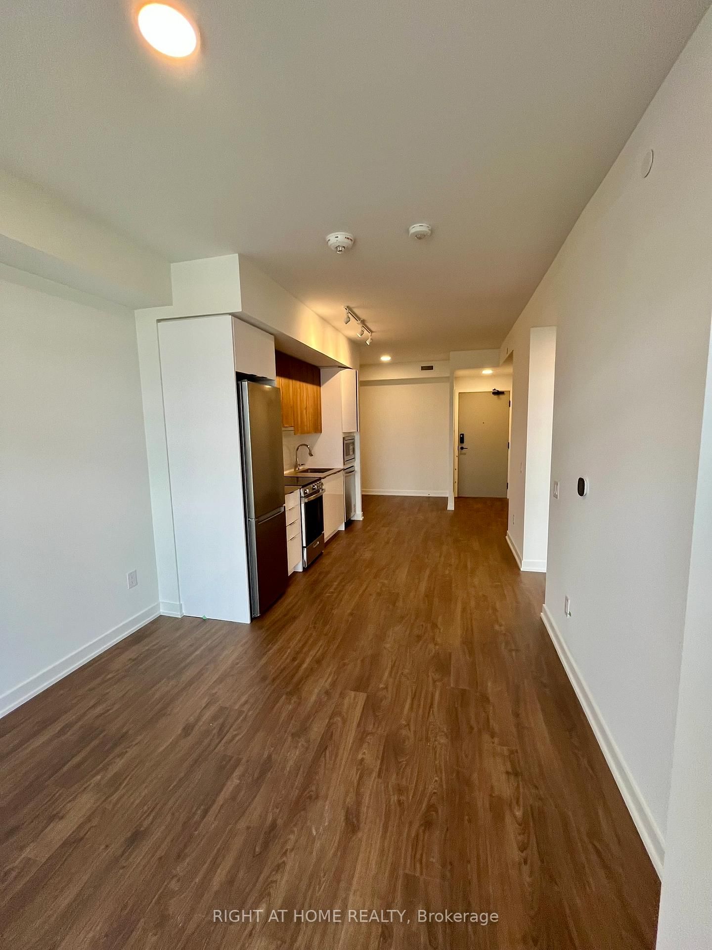 5105 Hurontario Street, Unit 1003 - Photo 22