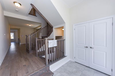 611 Bearberry Pl, Milton - Cobban image-0-4