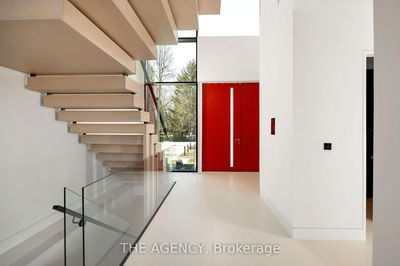 2048 Ardleigh Rd, Oakville - Ford image-0-3