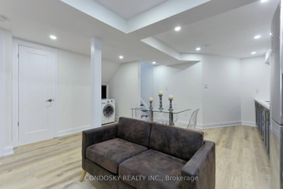 5226 Bushelgrove Circle — more photos