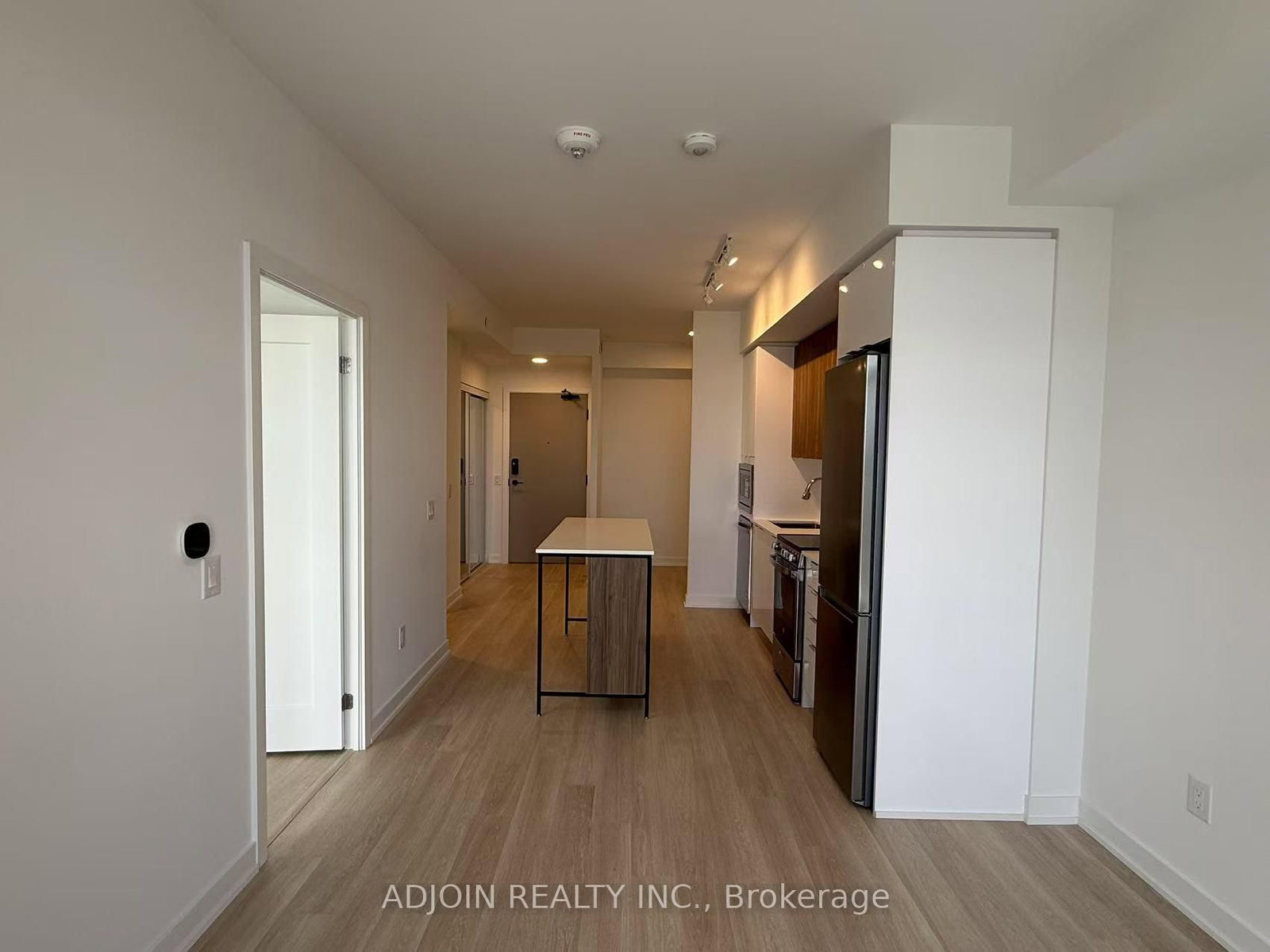 5105 Hurontario Street, Unit 1104 - Photo 4