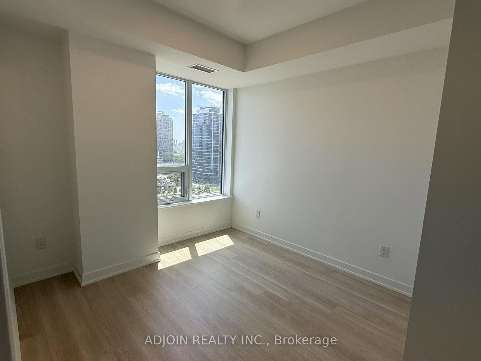 5105 Hurontario Street, Unit 1104 - Photo 6