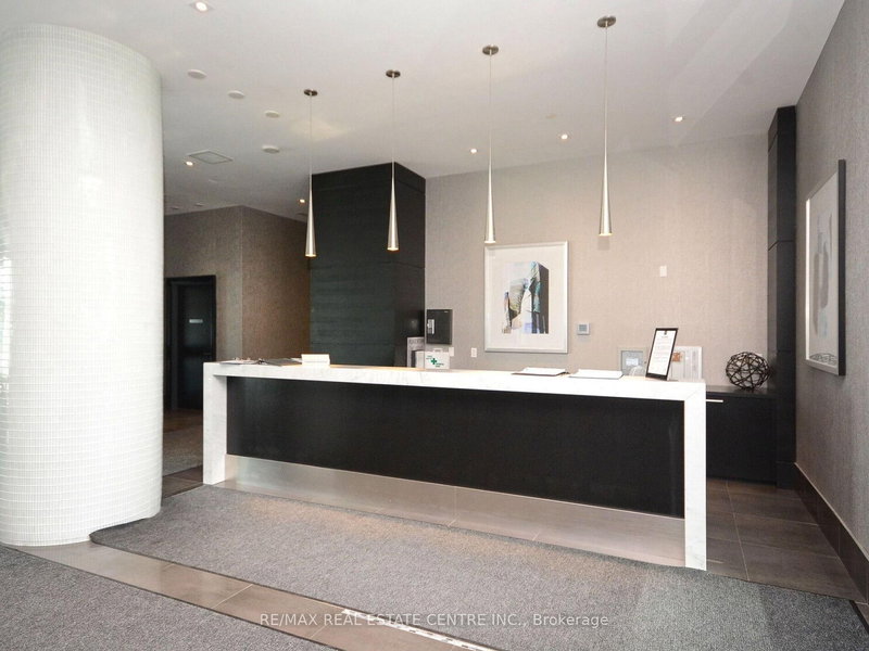 505 - 65 Speers Rd, Oakville, L6K 0J1 | Image 2