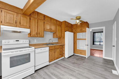 17 Ben Machree Drive W — photo 5