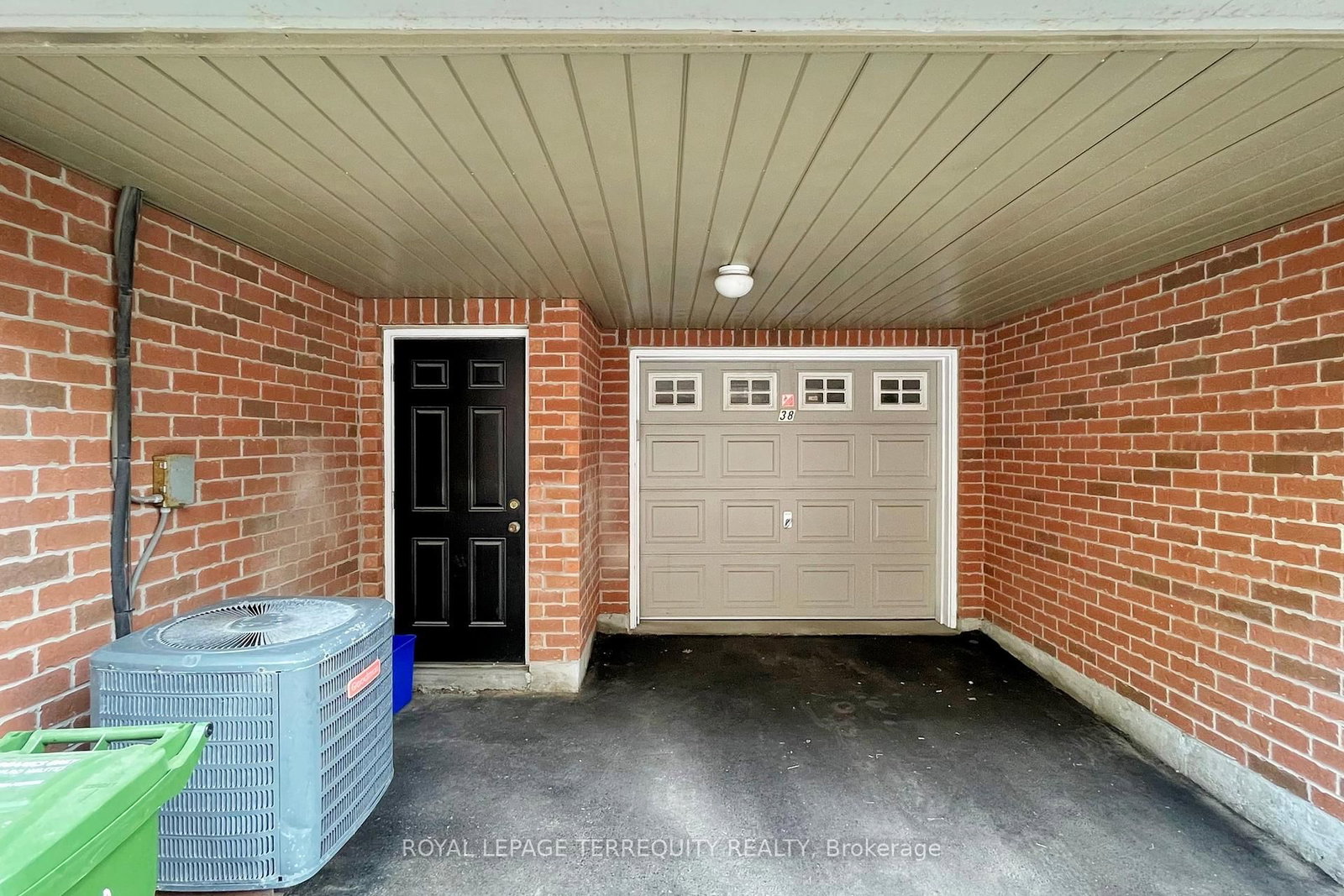 Listing Image 49