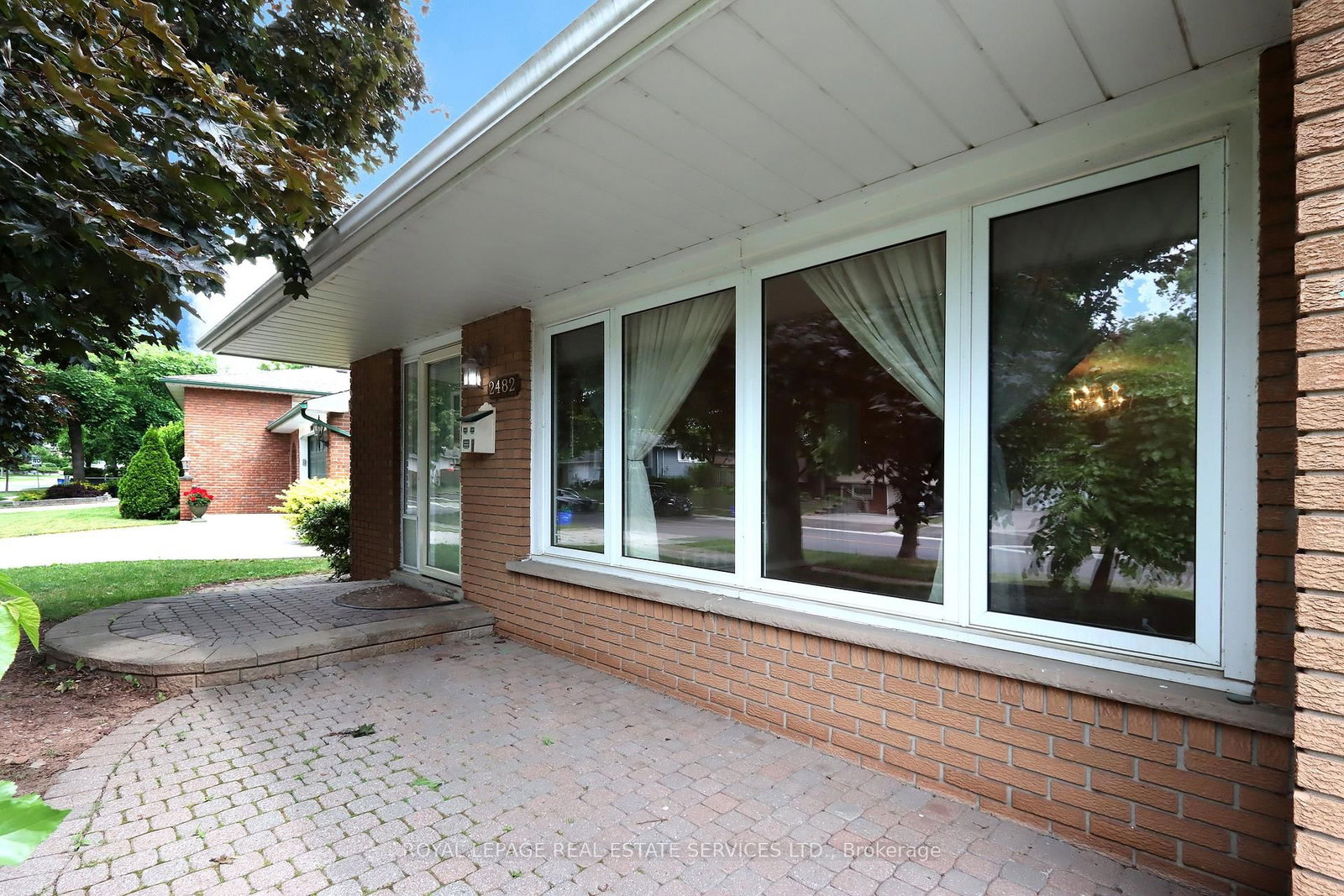 Listing Image 7