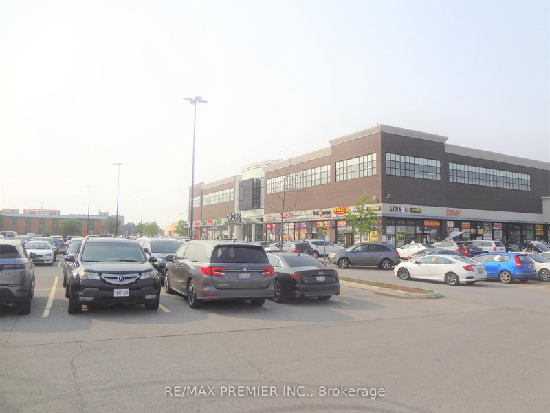 2C08 - 7215 Goreway Dr, Mississauga, L4T 2T9 | Image 2