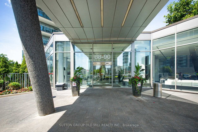 308 - 90 Park Lawn Road