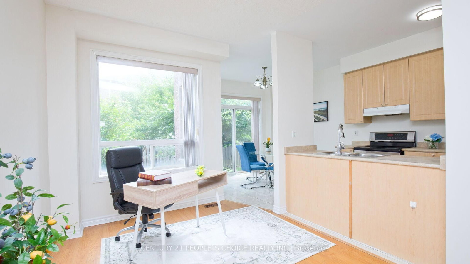 Listing Image 10