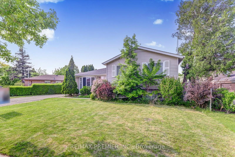 25 Secroft Cres N, Toronto, M3N 1R5 | Image 3