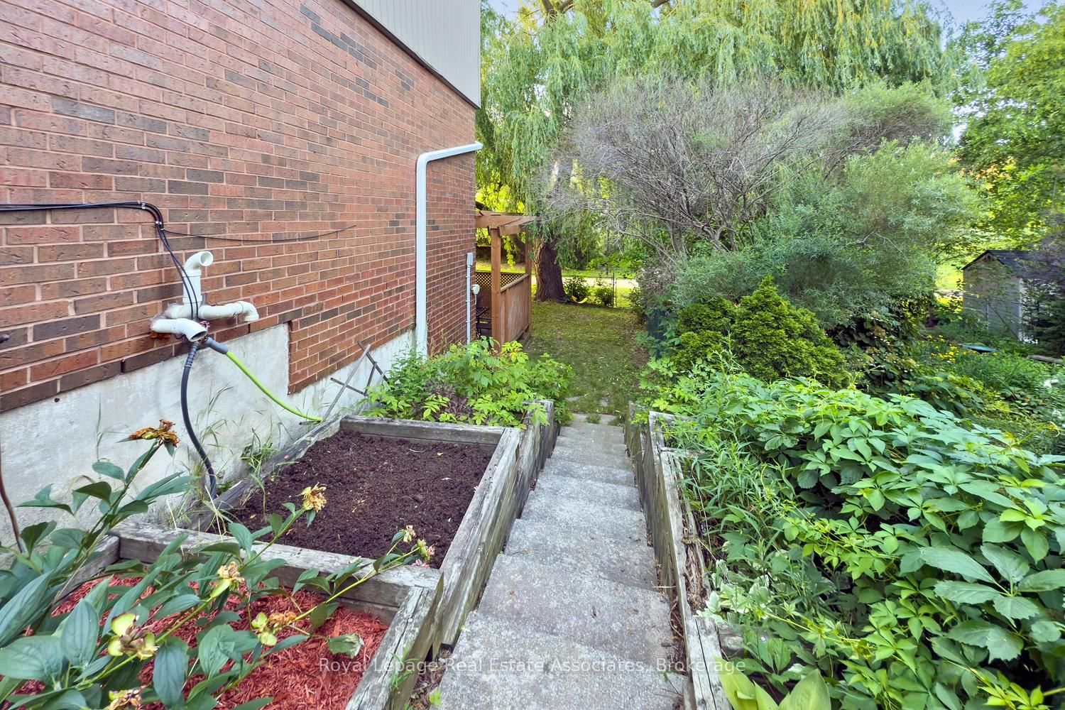 Listing Image 29