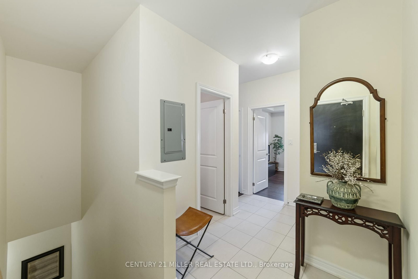 263 Georgian Oakville,ON L6H 0L2 — Photo 3