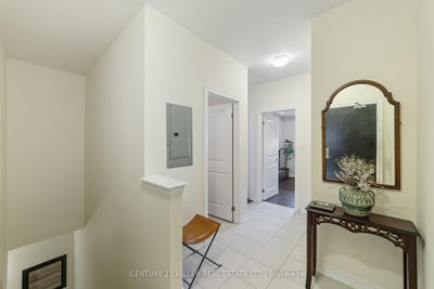 263 Georgian Oakville,ON L6H 0L2 — Photo 3