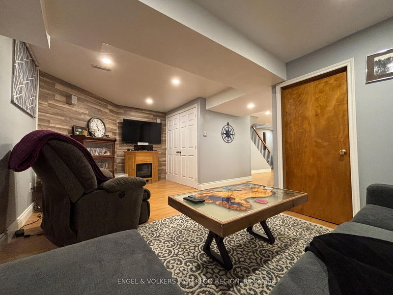 7163 Fayette Circ, Mississauga, L5N 1Y5 | Image 2