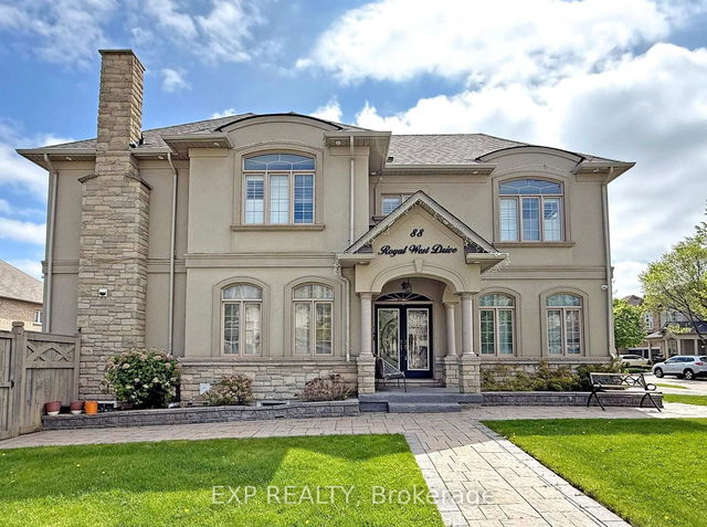 88 Royal West Drive