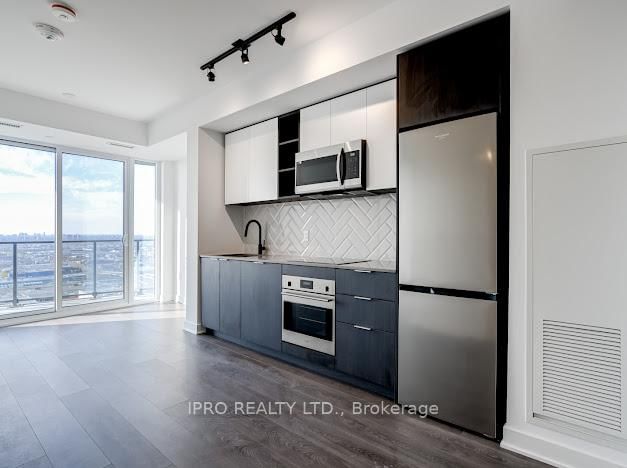 36 Zorra Street, Unit 3101 - Photo 8