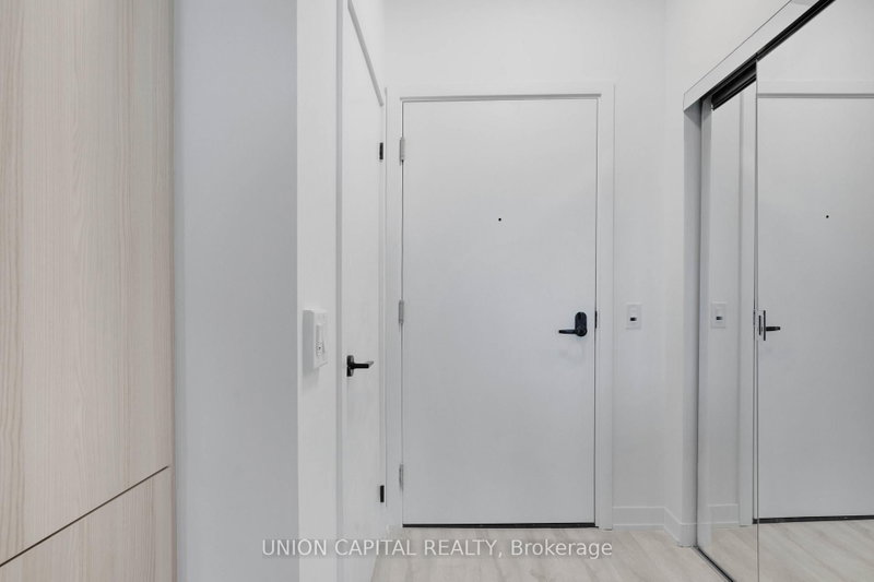 Room2