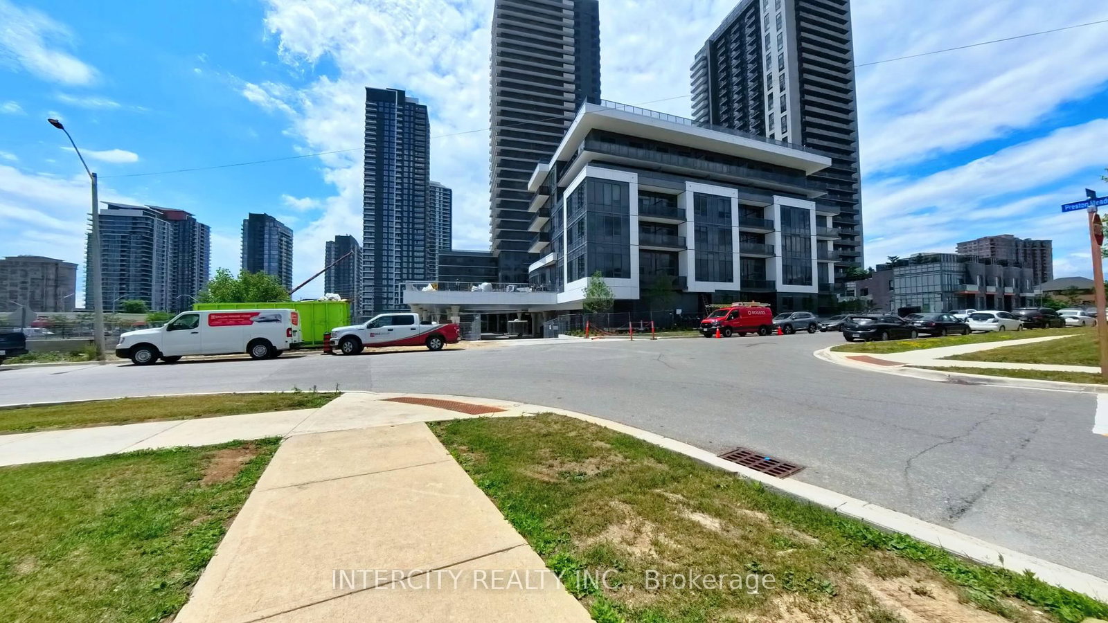 5105 Hurontario Street, Unit 1103 - Photo 2