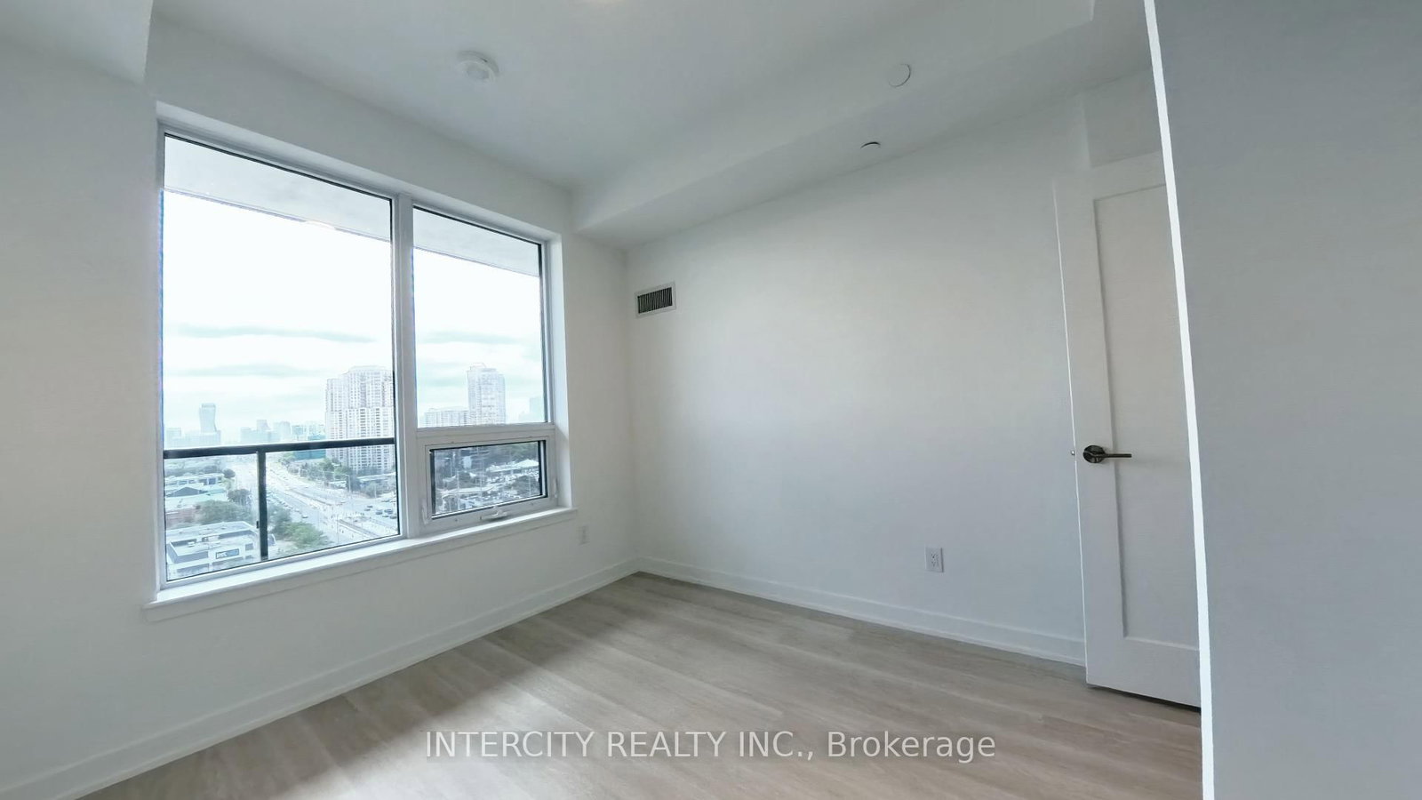 5105 Hurontario Street, Unit 1103 - Photo 22