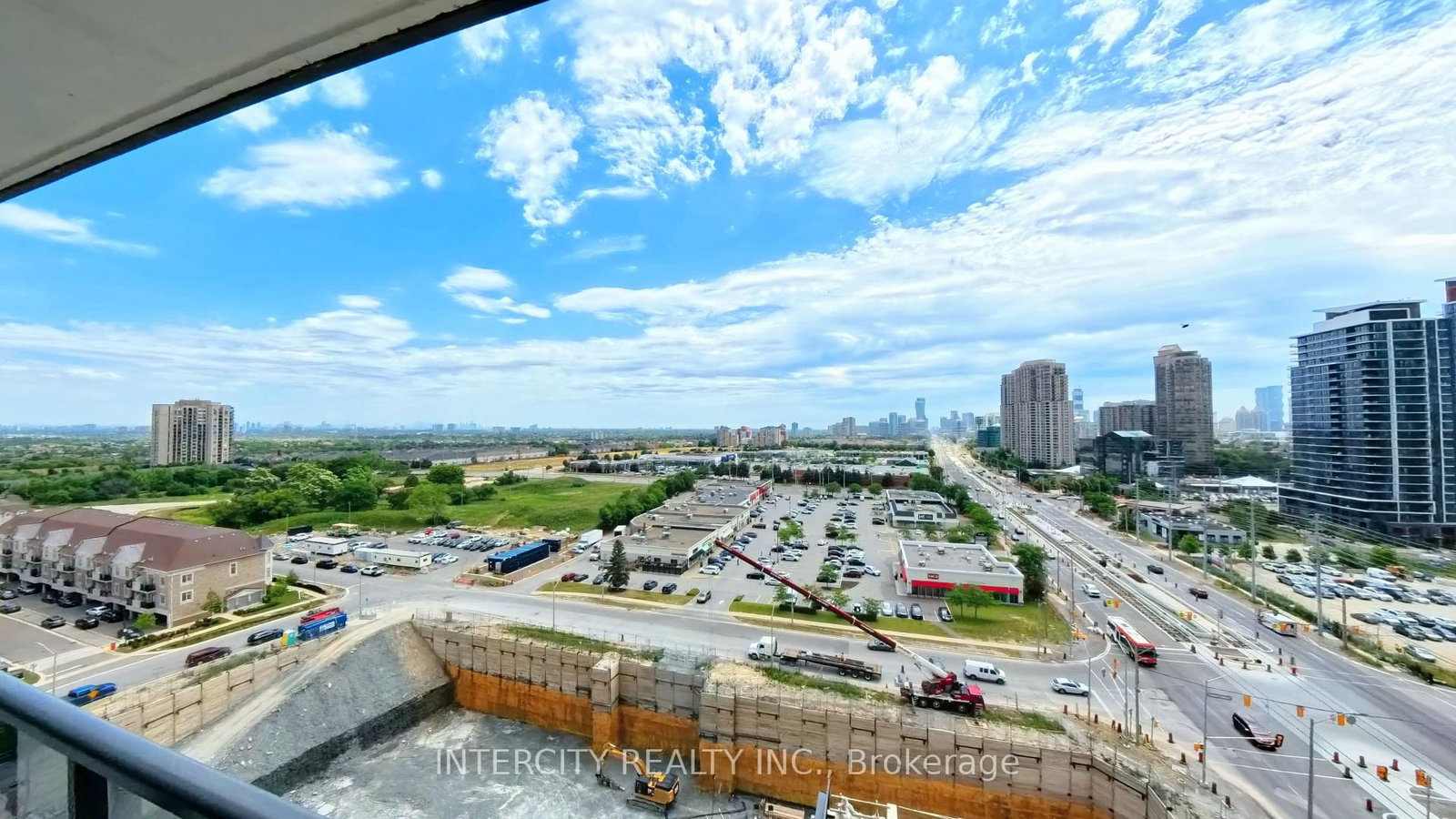 5105 Hurontario Street, Unit 1103 - Photo 26