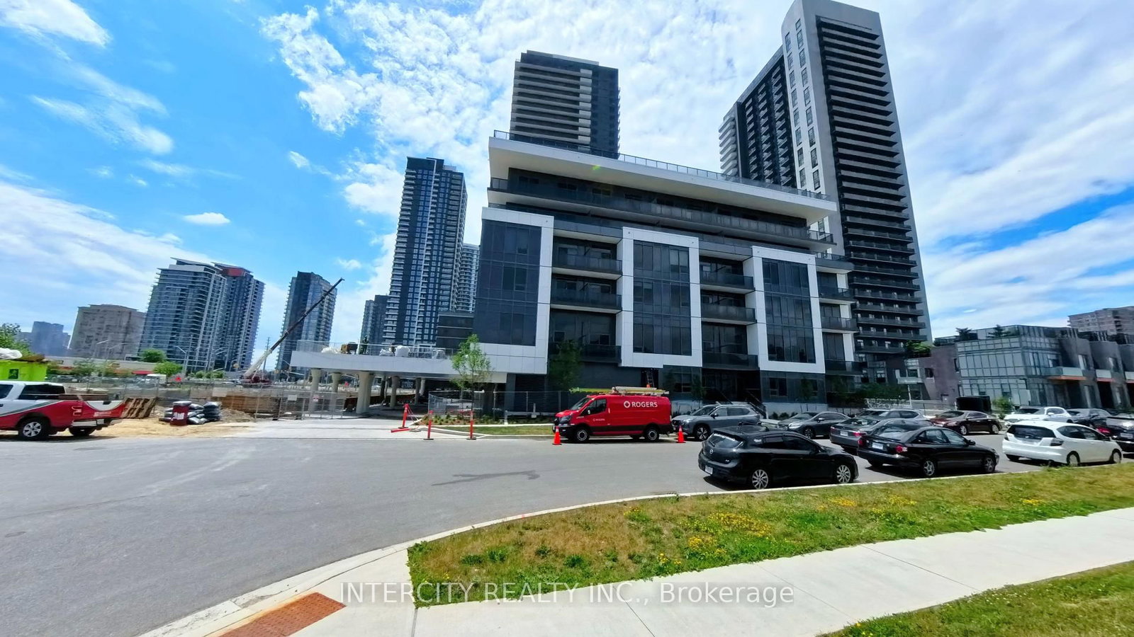 5105 Hurontario Street, Unit 1103 - Photo 3