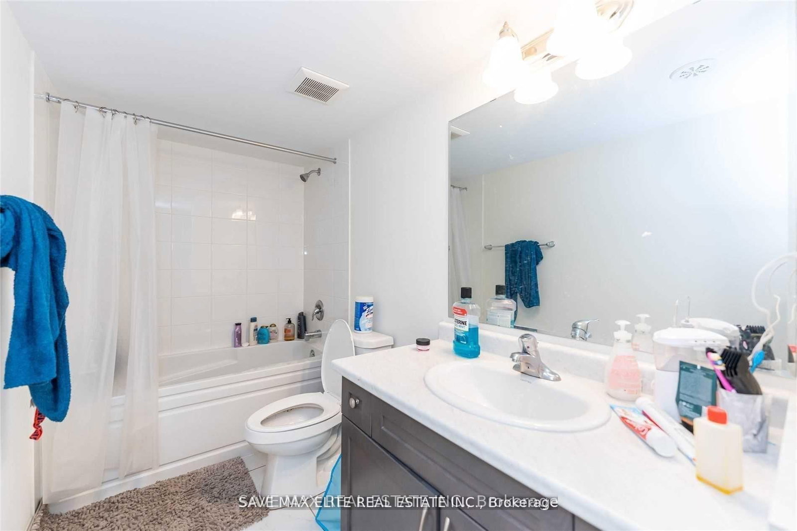 250 Lagerfeld Drive, Unit 8 - Photo 17