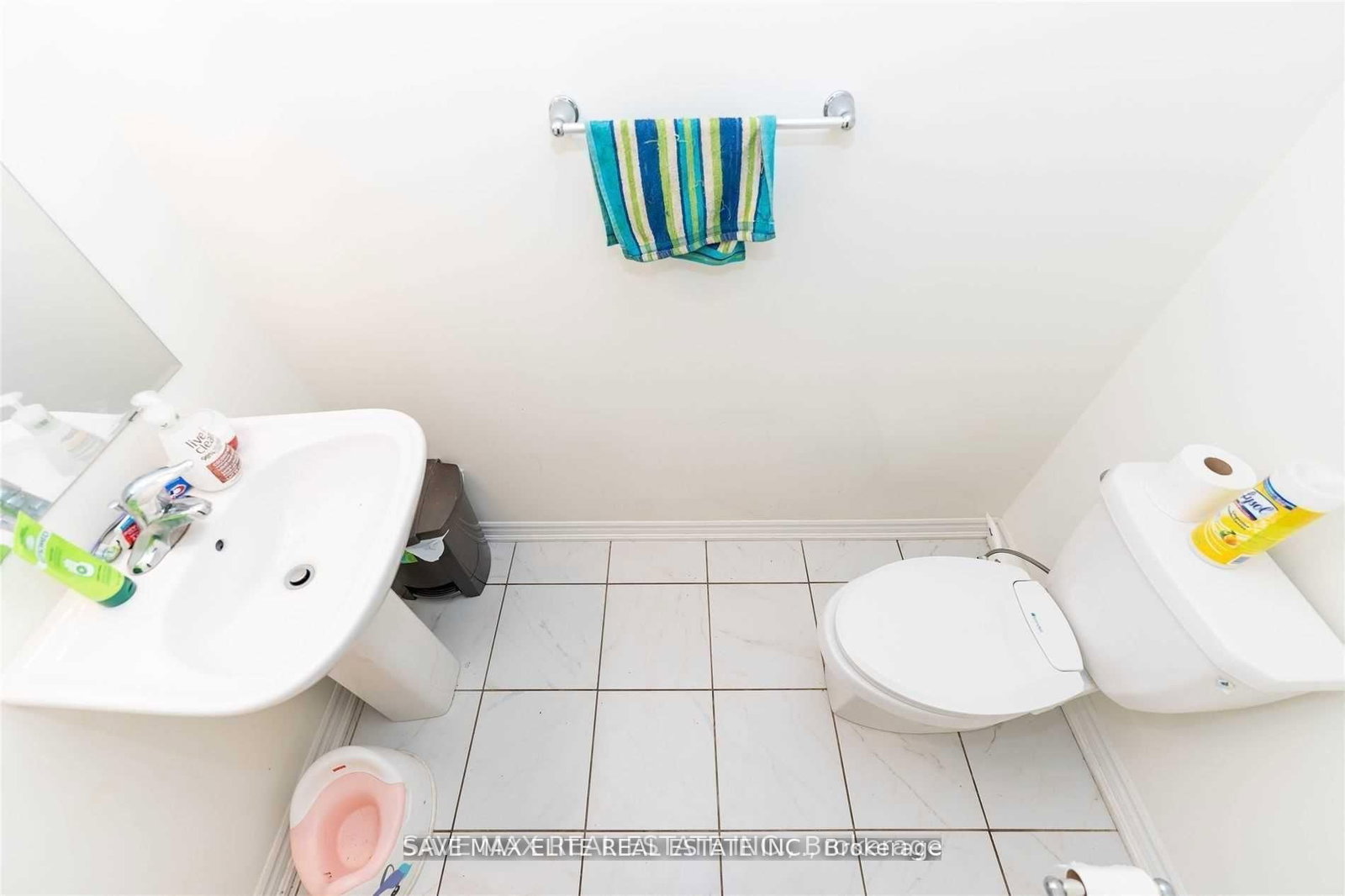 250 Lagerfeld Drive, Unit 8 - Photo 18