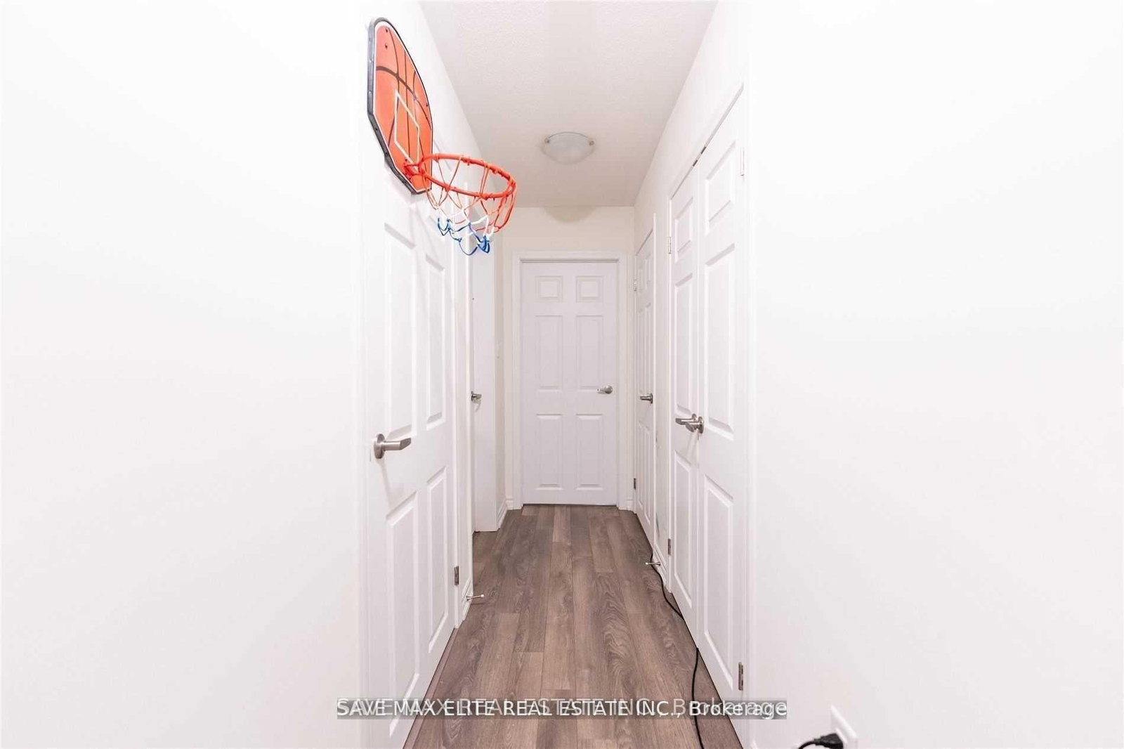 250 Lagerfeld Drive, Unit 8 - Photo 9