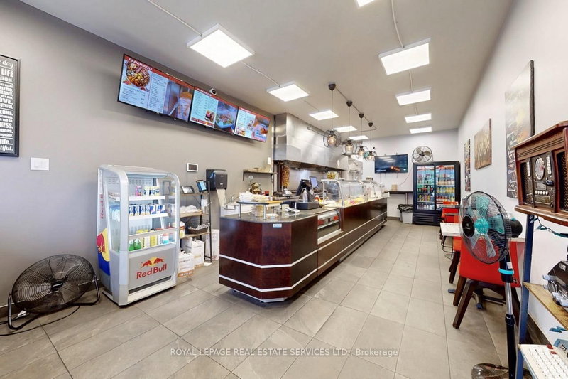 1176 The Queensway, Toronto, M8Z 1R5 | Image 2