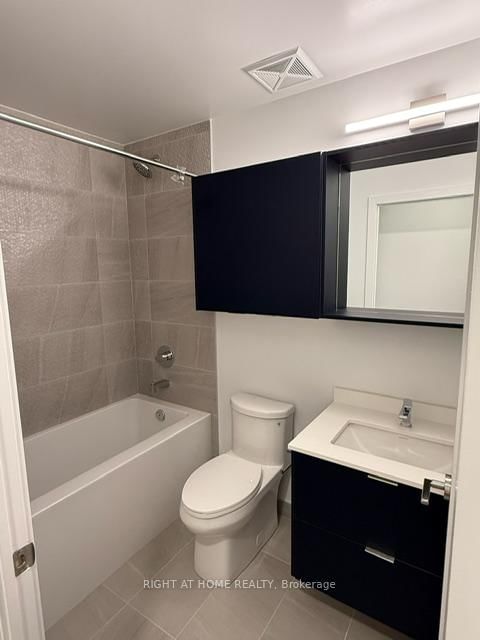 5105 Hurontario Street, Unit 1412 - Photo 17