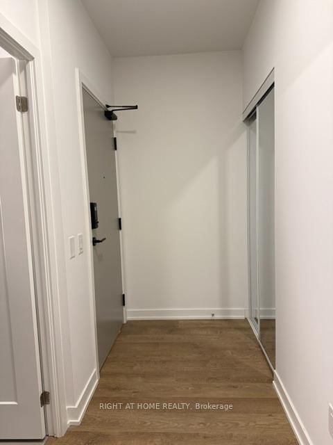 5105 Hurontario Street, Unit 1412 - Photo 18