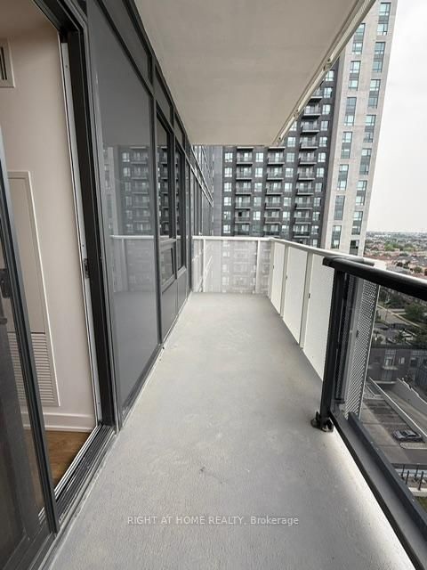5105 Hurontario Street, Unit 1412 - Photo 23