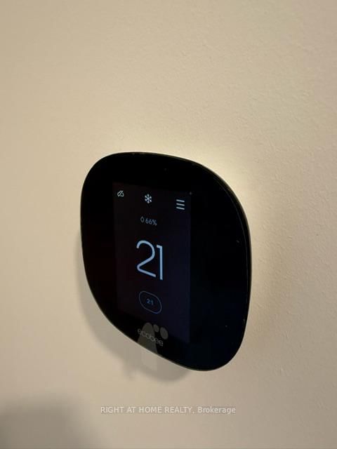 5105 Hurontario Street, Unit 1412 - Photo 25