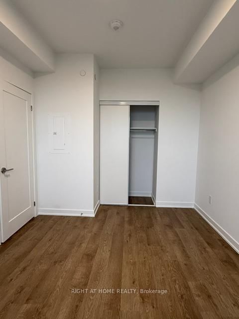 5105 Hurontario Street, Unit 1412 - Photo 6