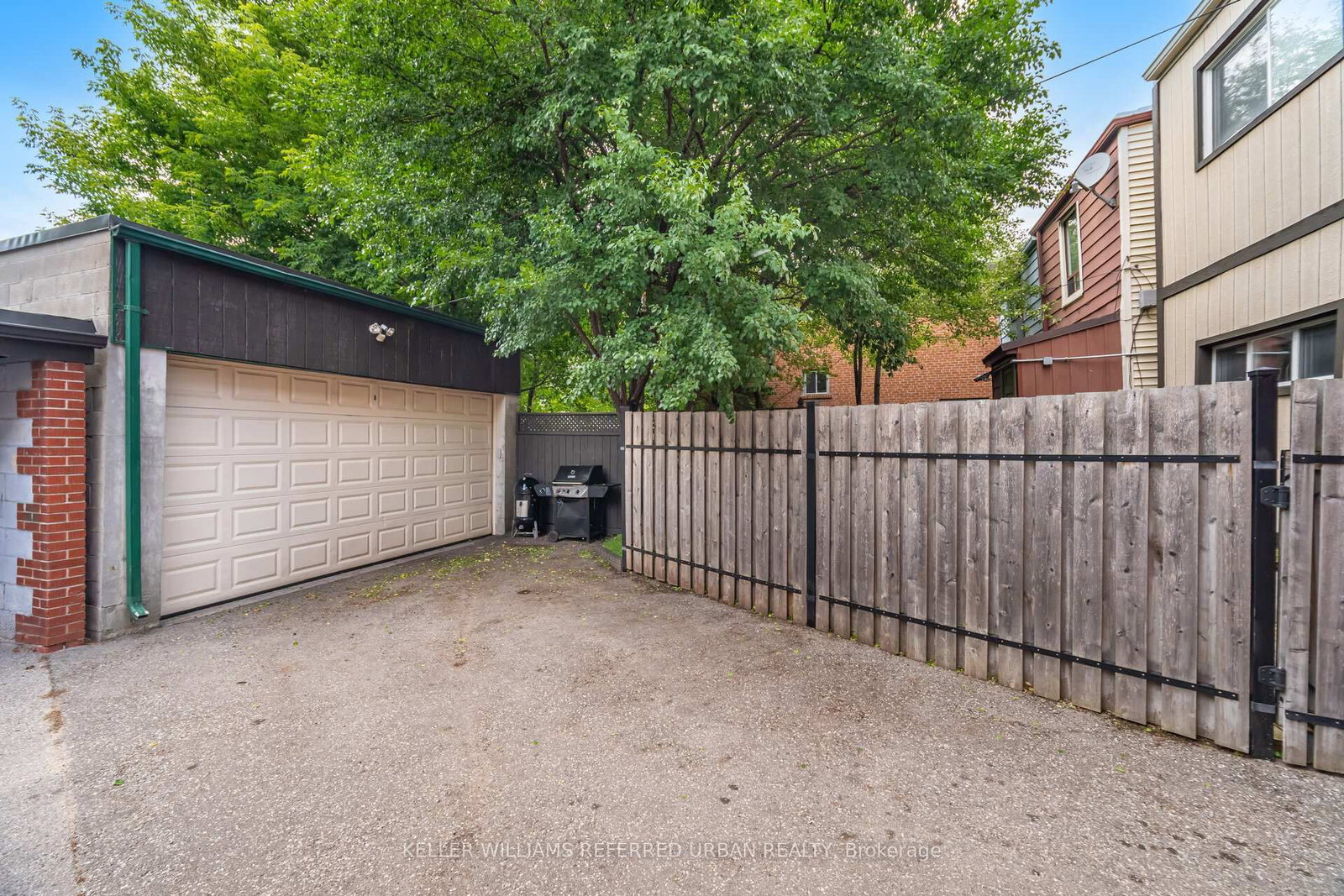 Listing Image 37