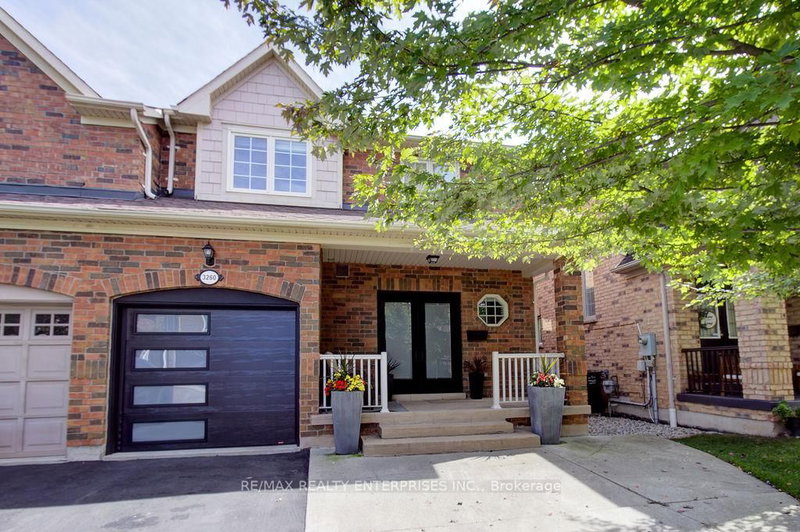 3260 Respond Rd, Mississauga, L5M 7X4 | Image 2