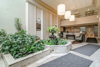 Unit 306 — 2180 Marine Dr, Oakville - Bronte image-0-3