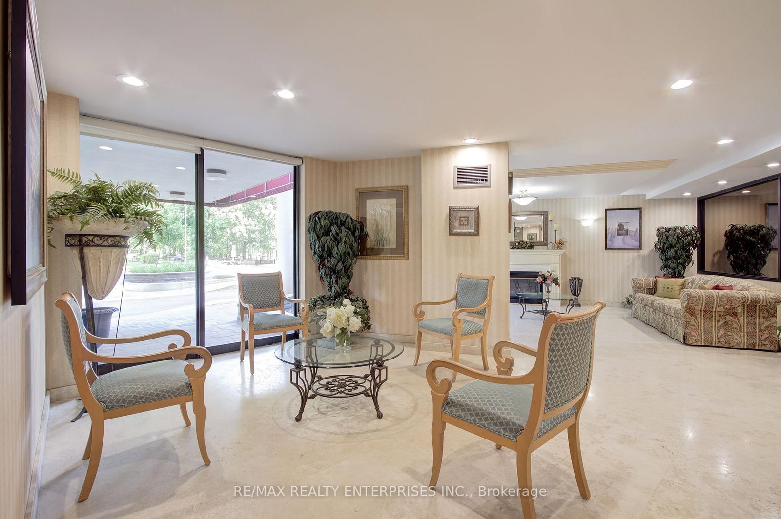 Listing Image 37