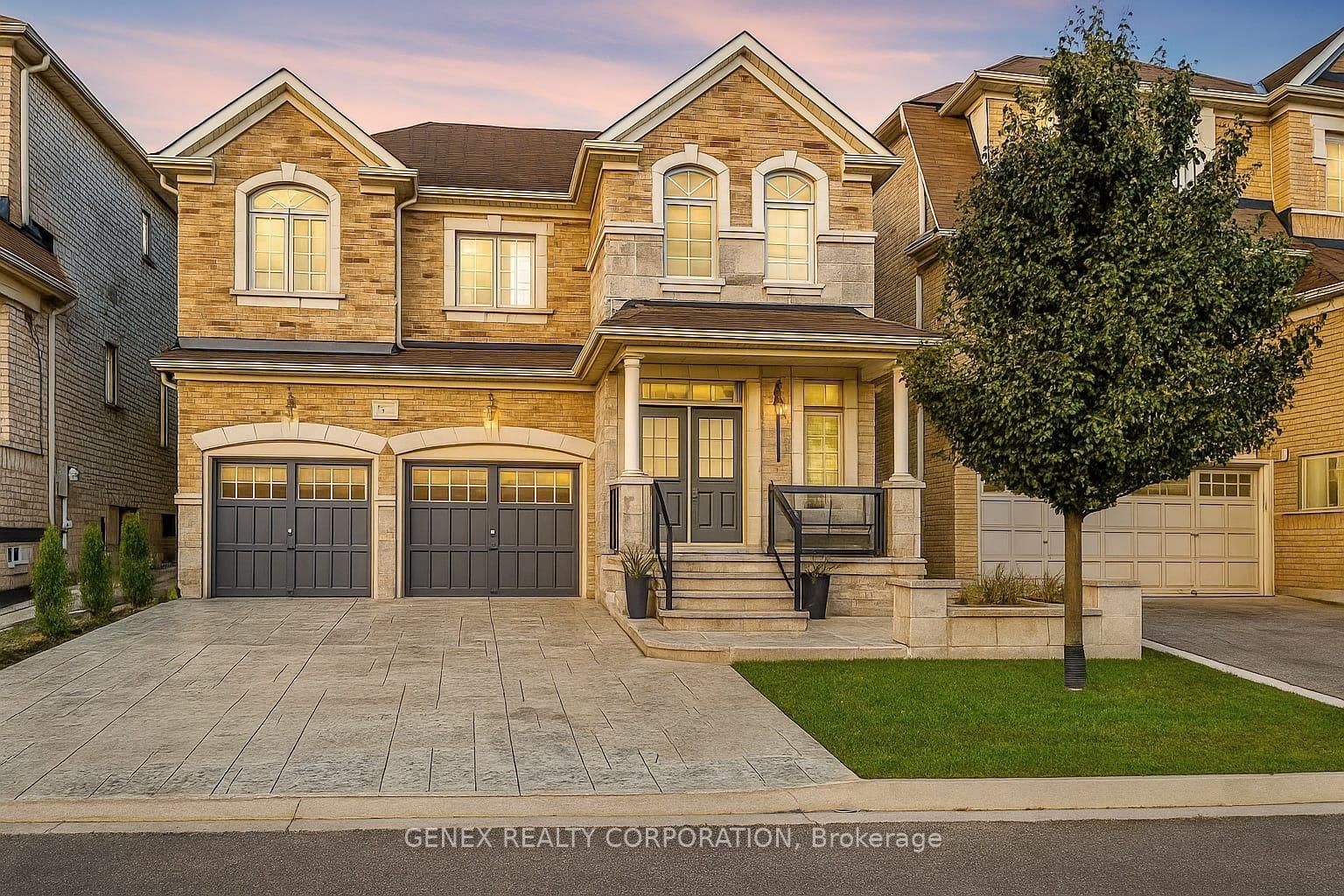 Detached House for sale at 7 Antoine Street, Brampton, Ontario, L7A 4J6 - Northwest Brampton - MLS: W12257893